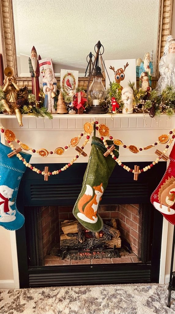 dried orange slice garland DIY Christmas decor